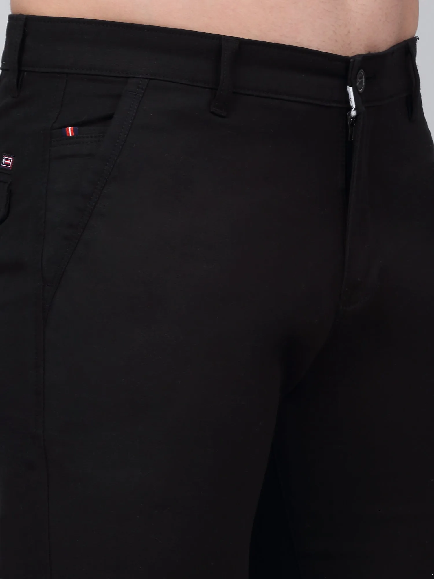 Men's Black Solid Non-Pleated Stretchable Casual Trouser