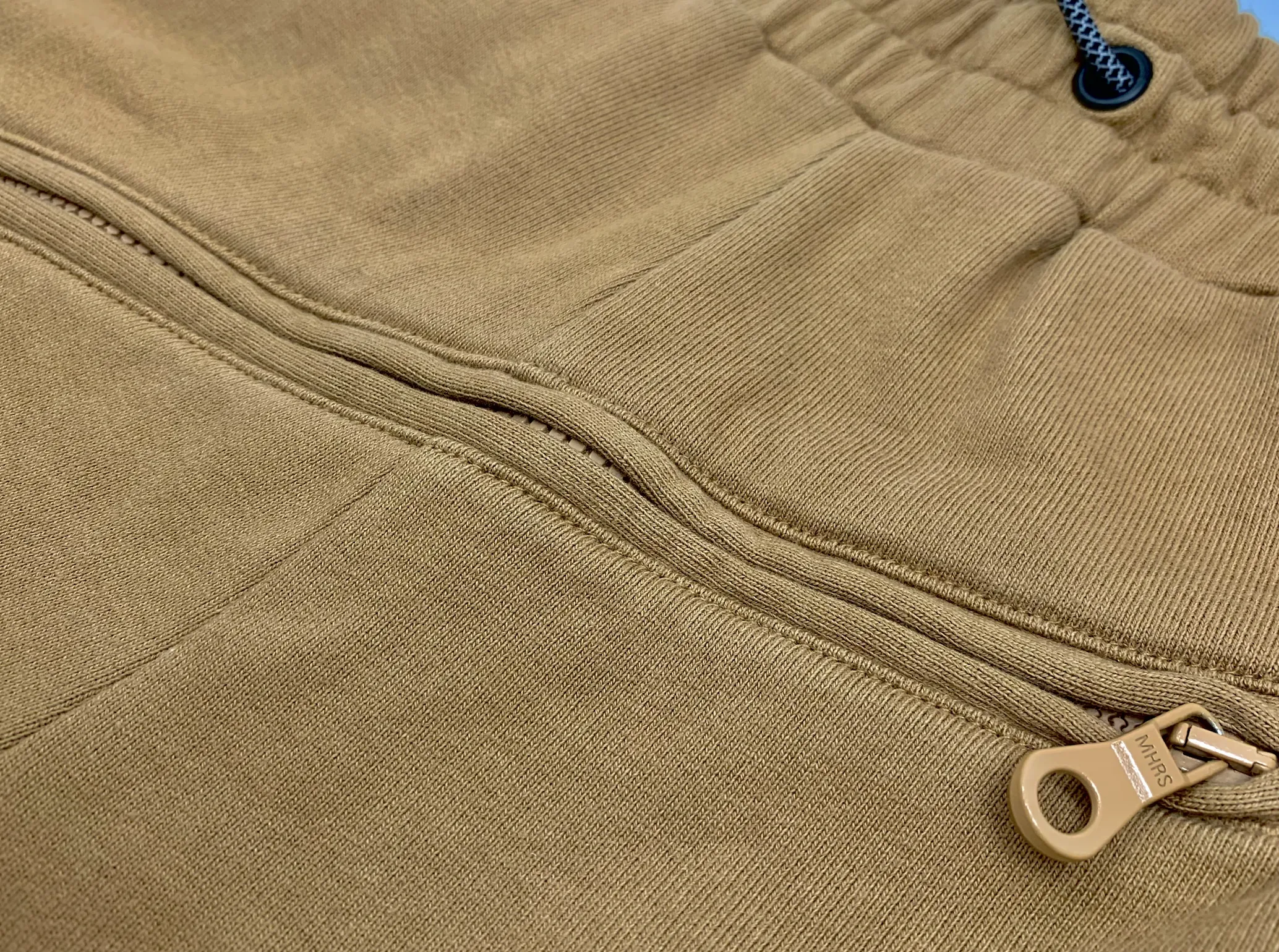 "COMBAT CARGO" KNIT SHORTS